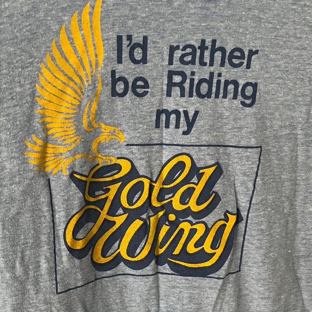 Vintage 80’s Hanes Gold Wing Motorcycle Shop Graphic Tee Sz Medium EUC - Picture 4 of 7